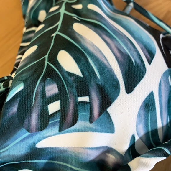 Multicolor Blue Green Tropical Print Halter Thong Bikini New - Picture 9 of 14